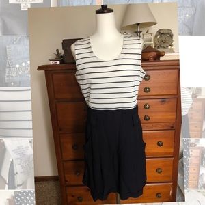 Vintage White and Navy Romper size 7/8